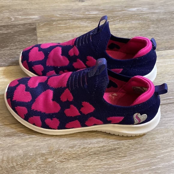 SKECHERS GIRLS
Girl's Skechers, Ultra Flex - Easy to
Love Sneaker - Little Kid - Picture 4 of 6